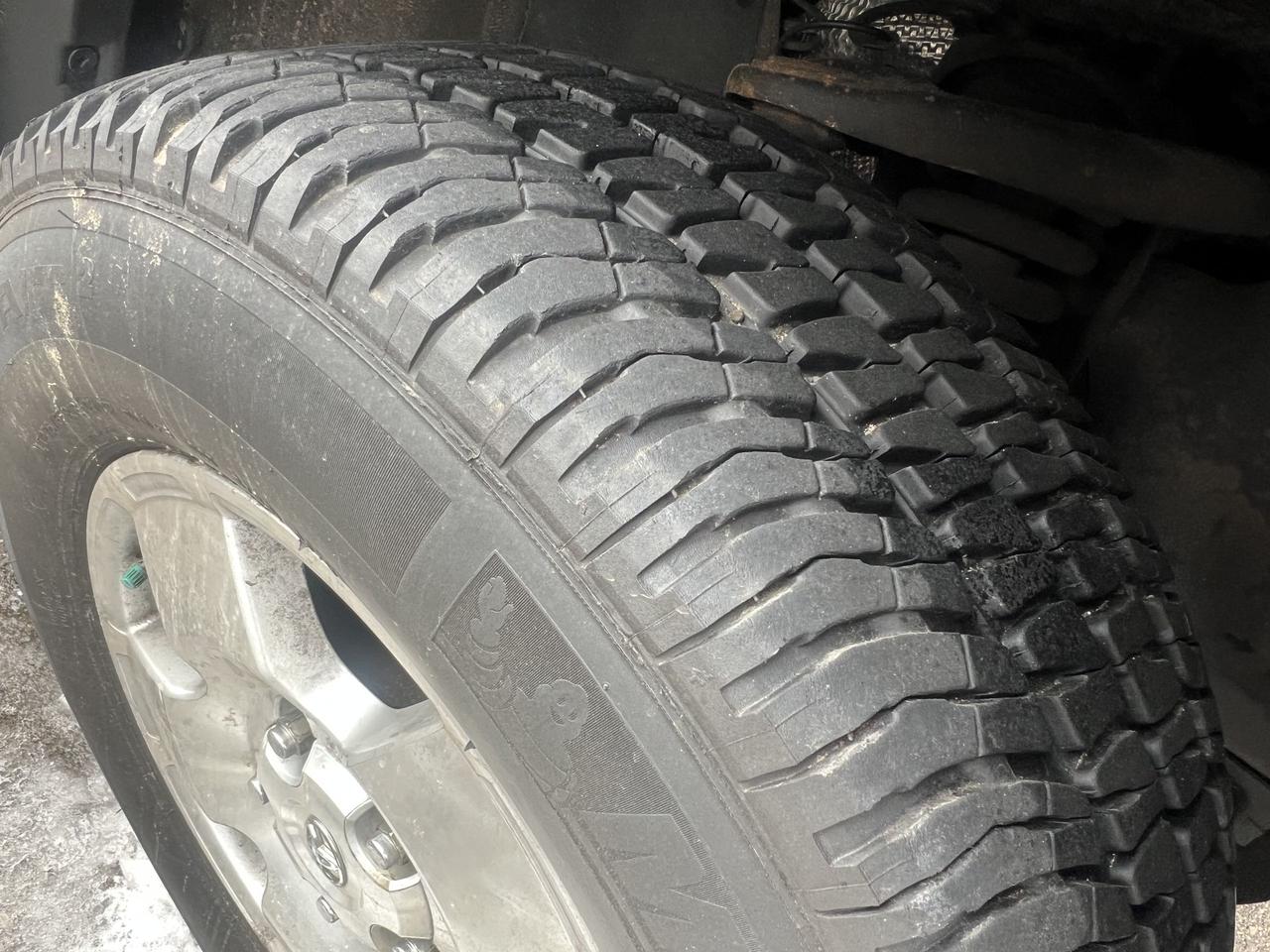 2012 Toyota Tundra SR5 Photo3