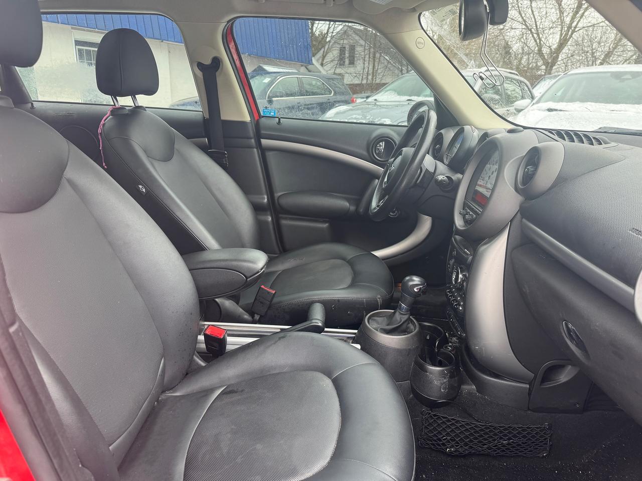 2012 MINI Cooper Countryman  Photo