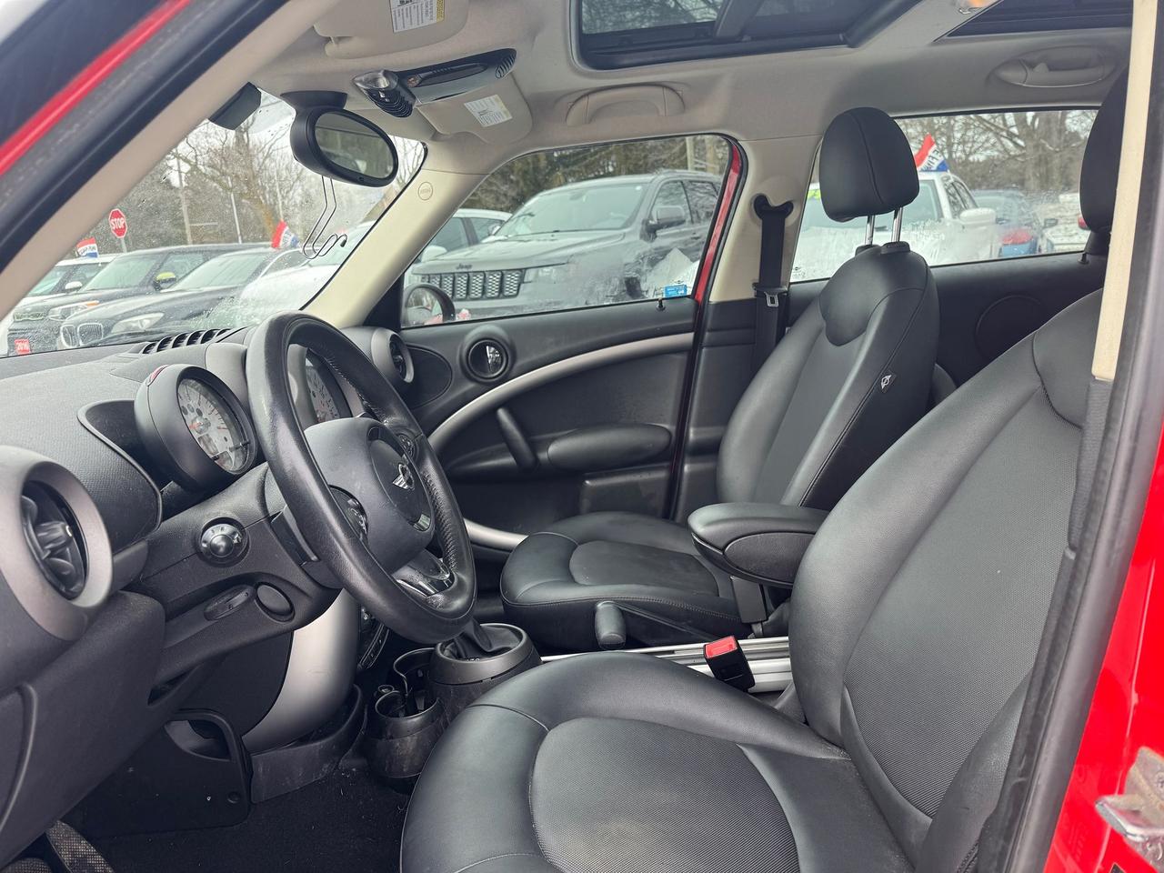 2012 MINI Cooper Countryman  Photo