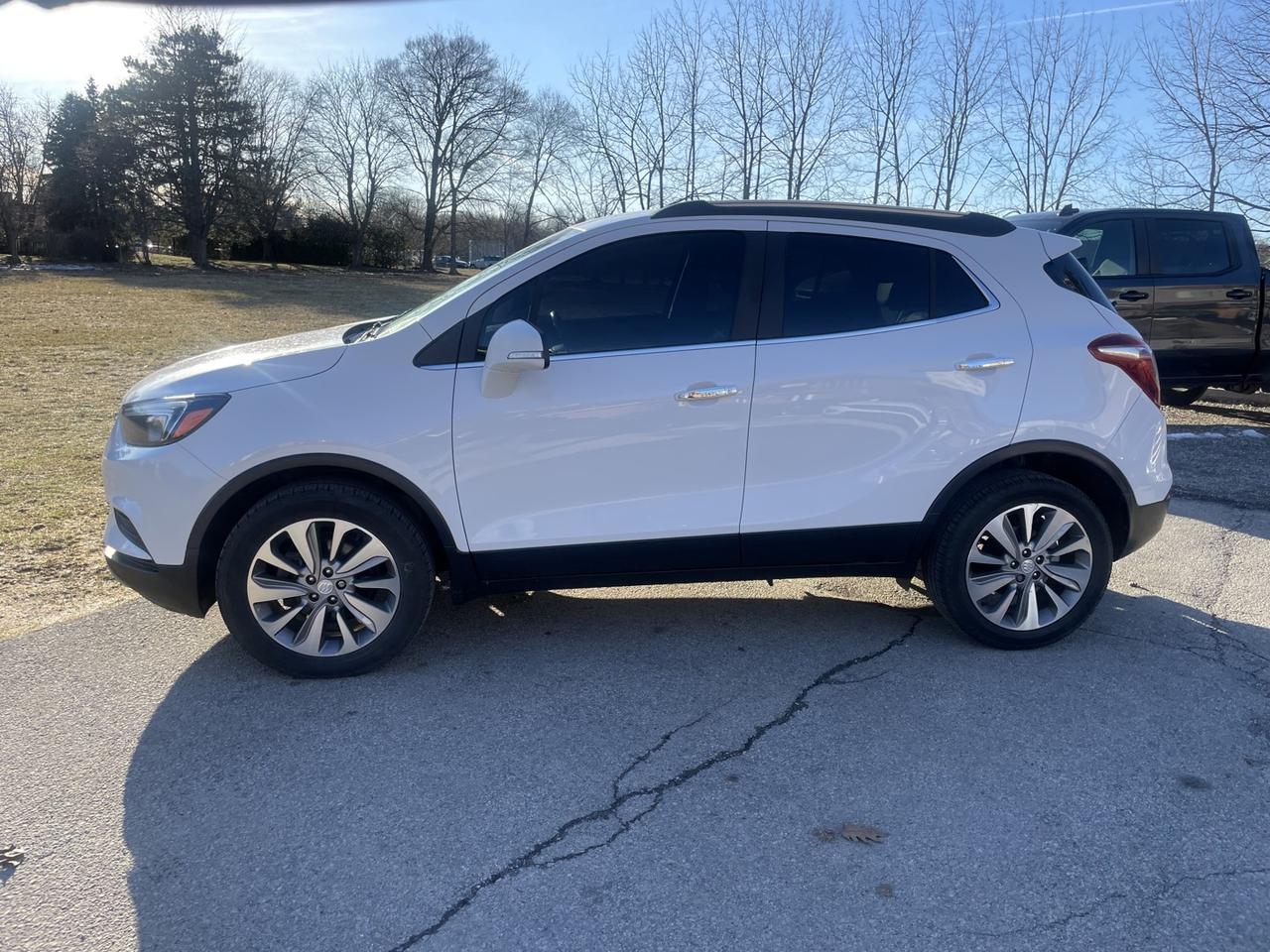 2019 Buick Encore Preferred AWD *One Owner Photo3