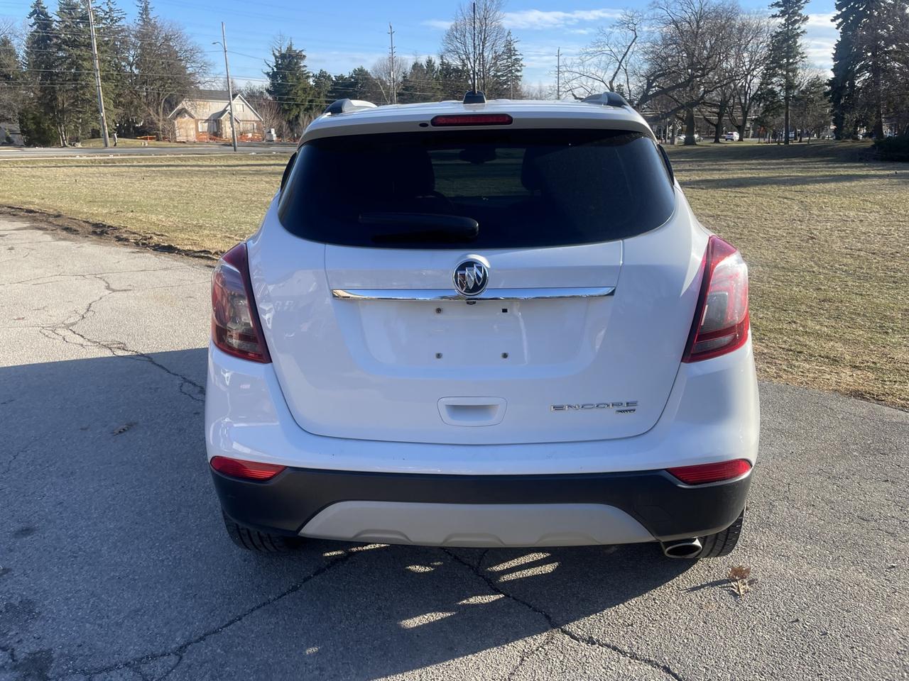 2019 Buick Encore Preferred AWD *One Owner Photo