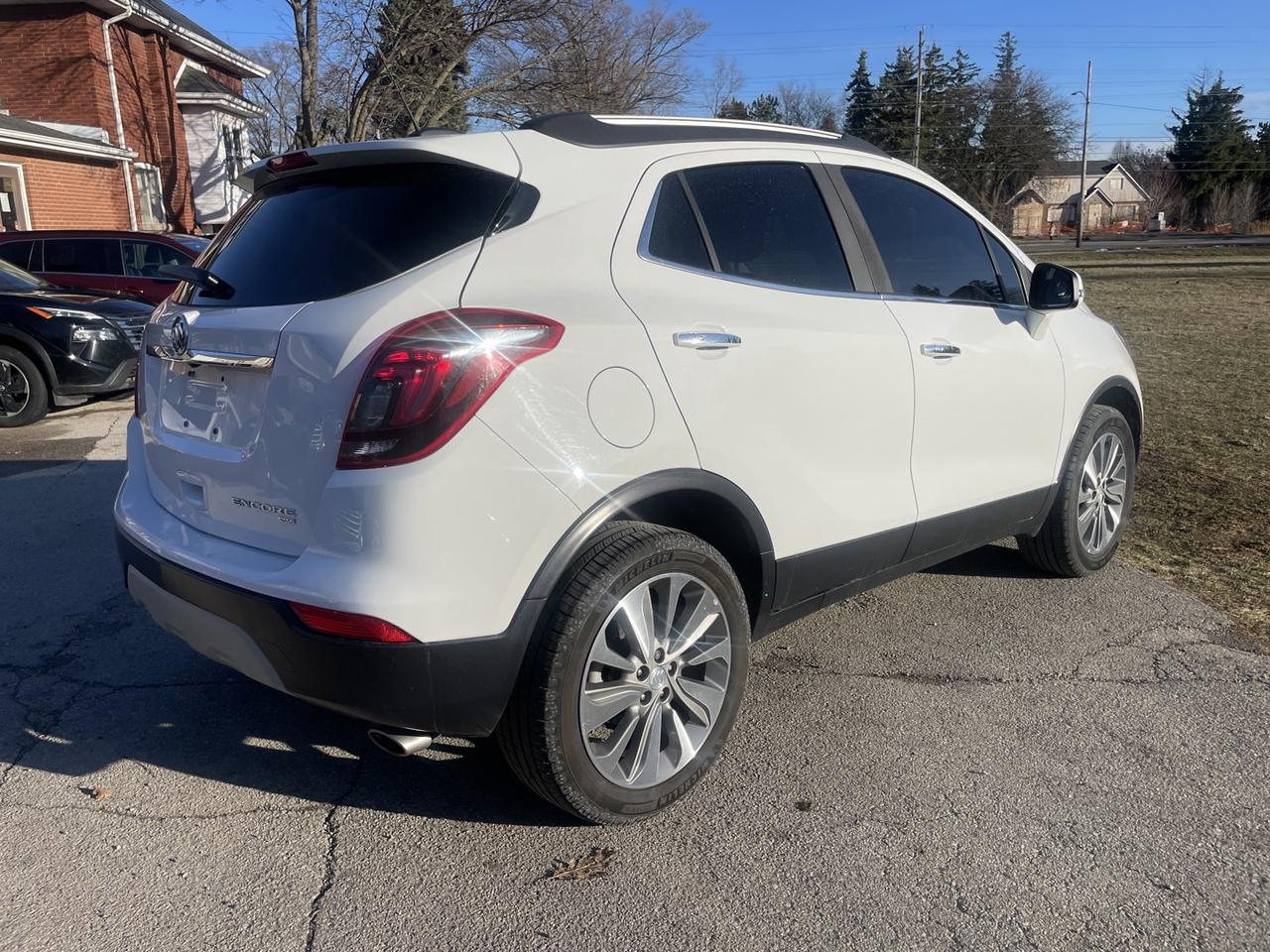 2019 Buick Encore Preferred AWD *One Owner Photo