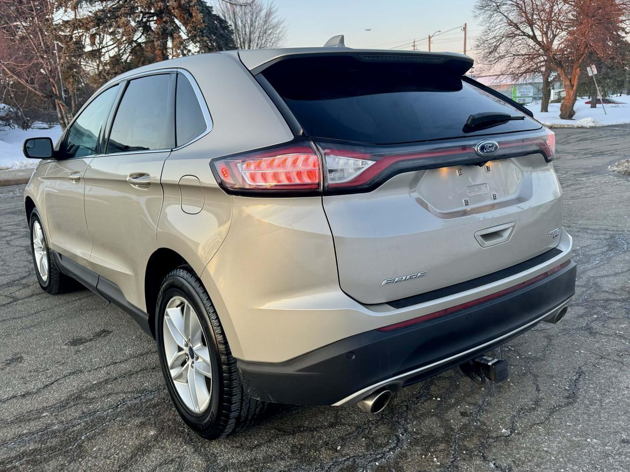 2017 Ford Edge SEL Photo