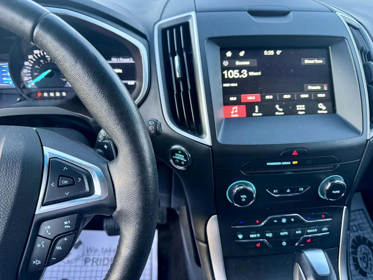 2017 Ford Edge SEL Photo