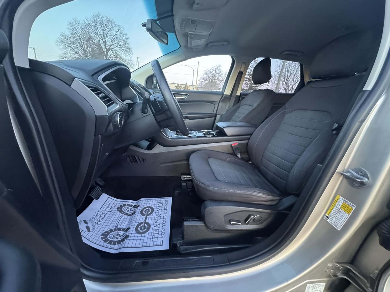 2017 Ford Edge SEL Photo