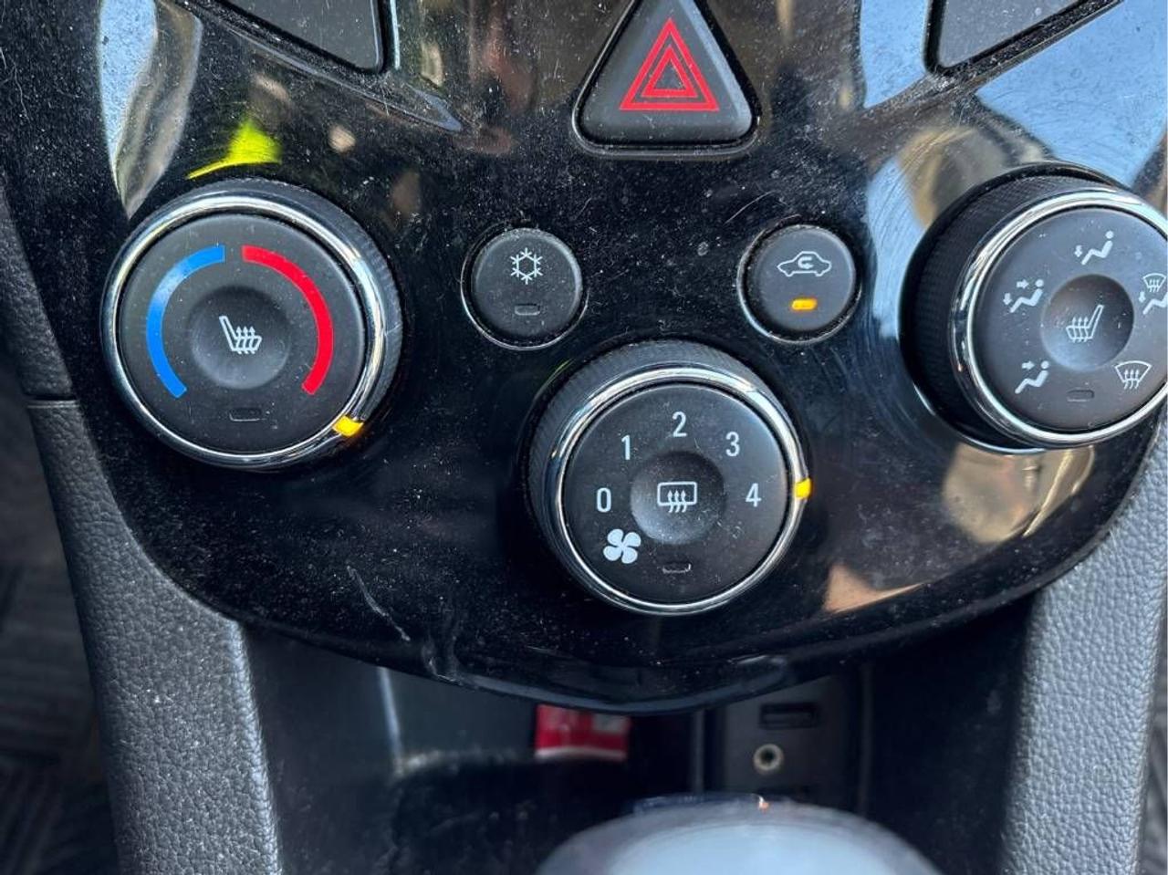 2017 Chevrolet Sonic LT AUTO, SUNROOF, HEATED SEATS, REMOTE START!! Photo19