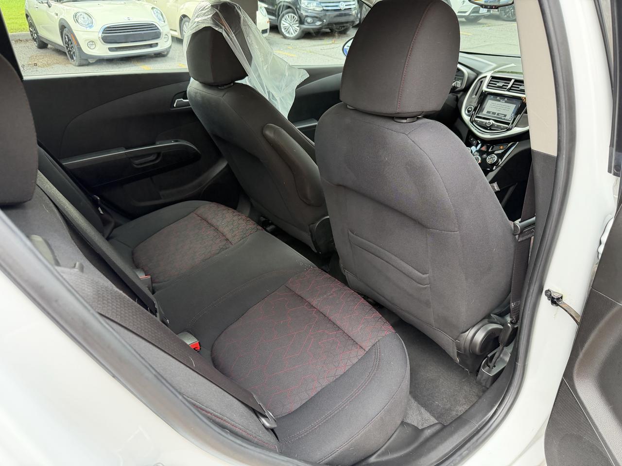 2017 Chevrolet Sonic LT AUTO, SUNROOF, HEATED SEATS, REMOTE START!! - Photo #35