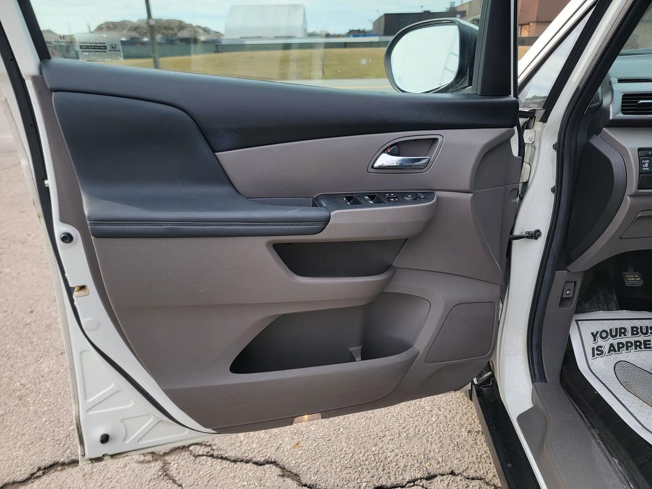 2014 Honda Odyssey 4dr Wgn EX w/RES Photo