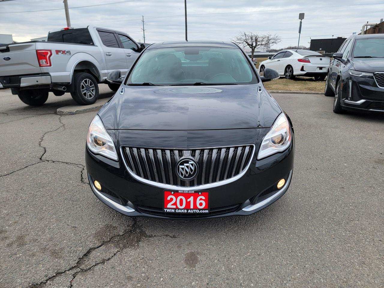 2016 Buick Regal 4dr Sdn Premium I AWD Photo2