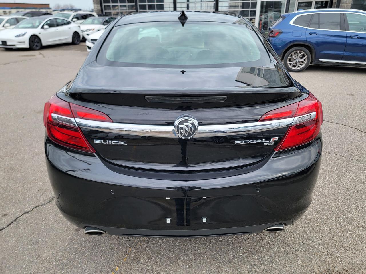 2016 Buick Regal 4dr Sdn Premium I AWD Photo