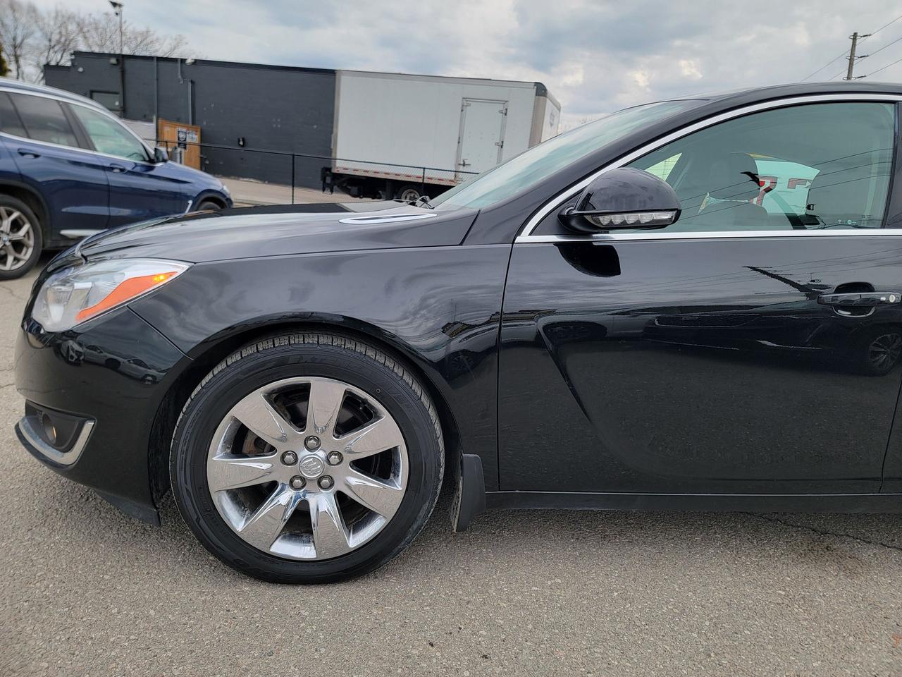 2016 Buick Regal 4dr Sdn Premium I AWD Photo