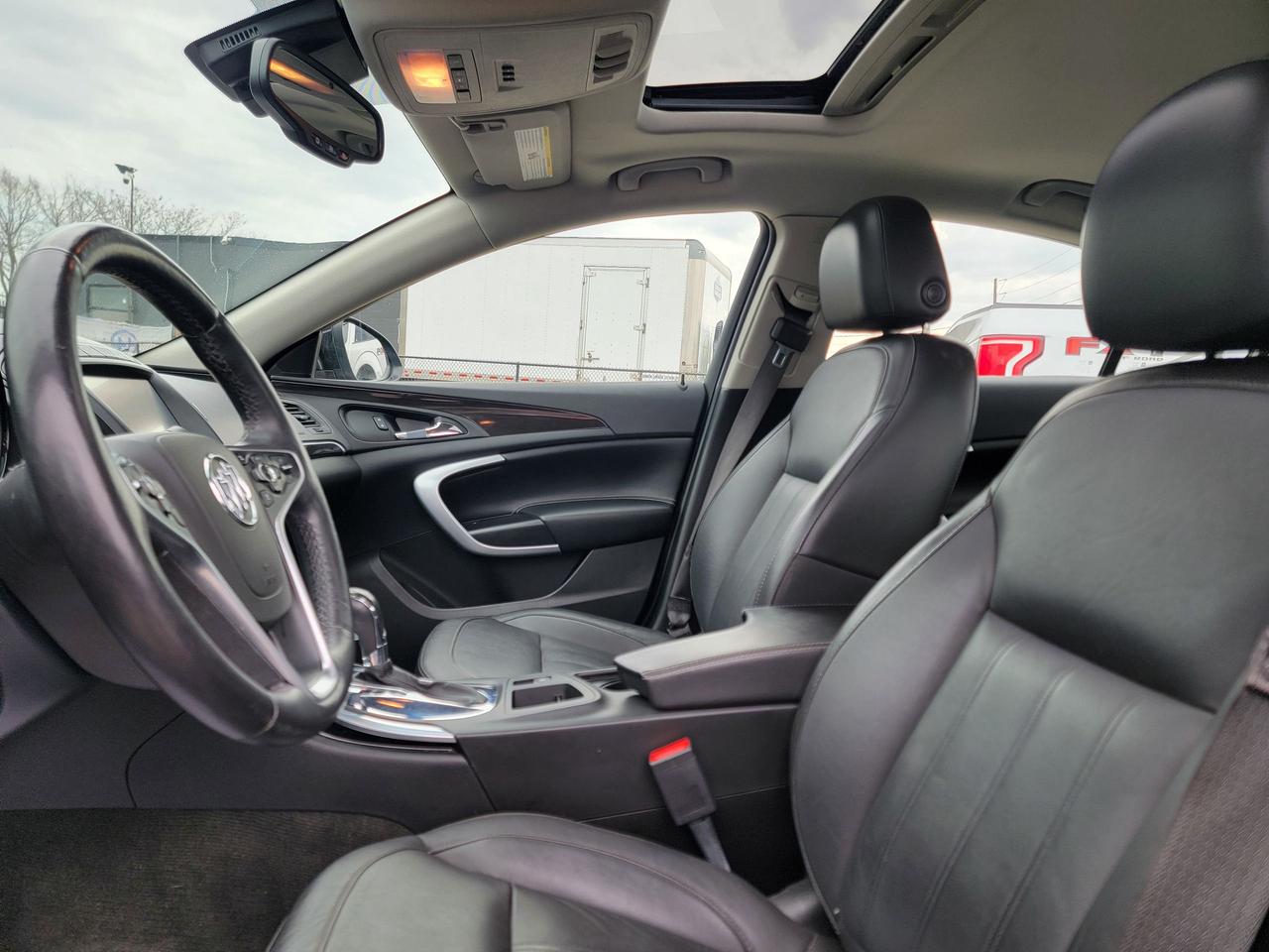 2016 Buick Regal 4dr Sdn Premium I AWD Photo