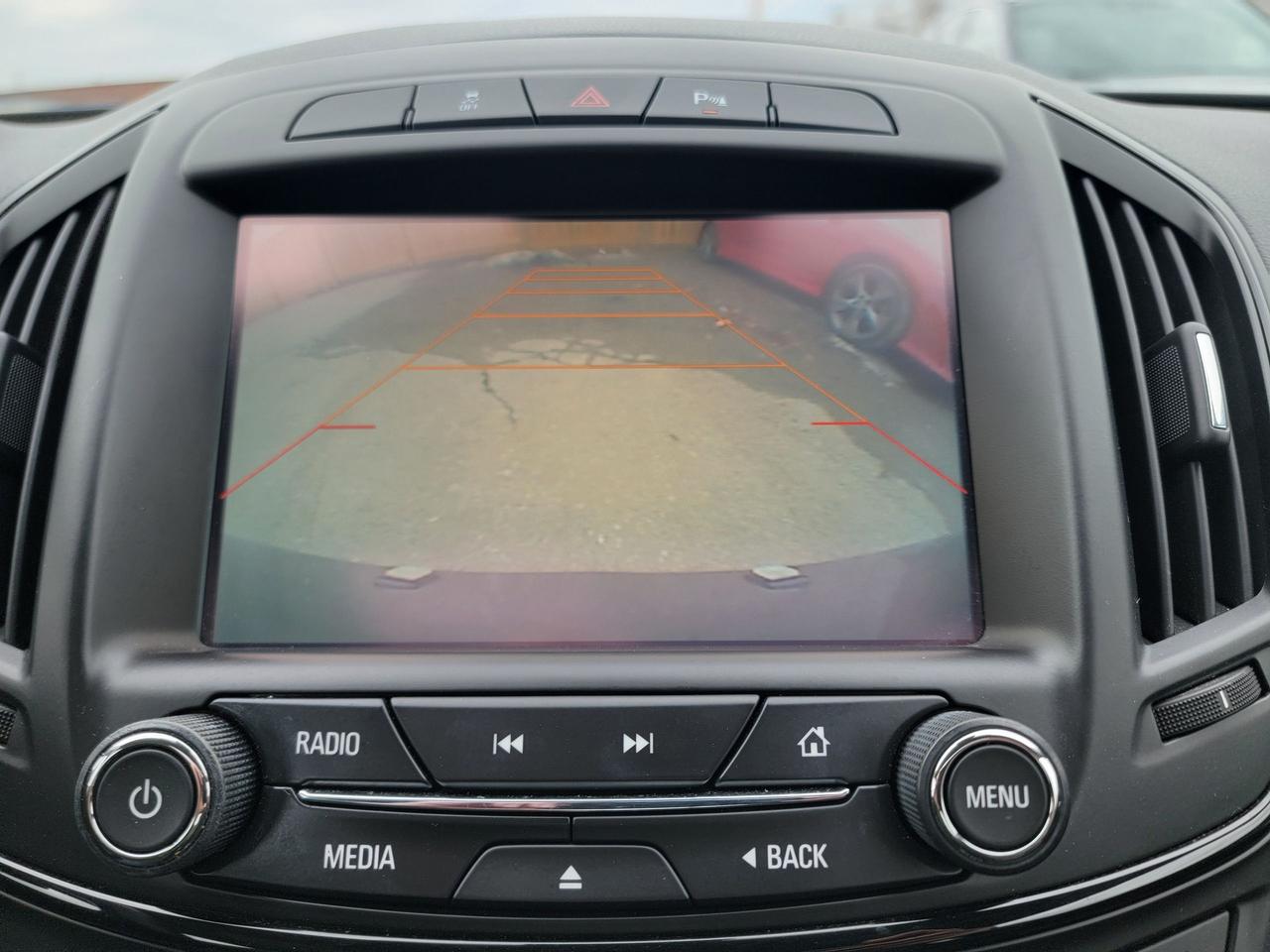 2016 Buick Regal 4dr Sdn Premium I AWD Photo