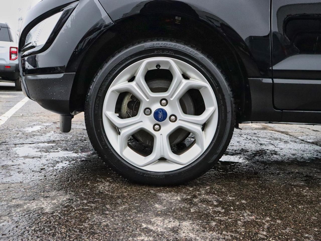 2022 Ford EcoSport SE | 4WD | 2.0L | NAV | REAR CAM | HTD SEATS | 17s Photo