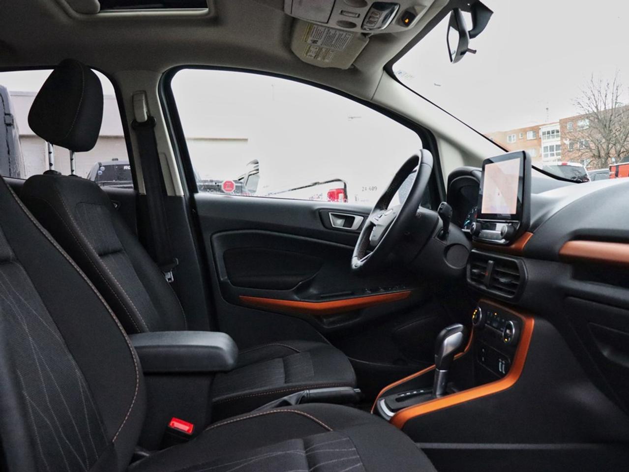 2022 Ford EcoSport SE | 4WD | 2.0L | NAV | REAR CAM | HTD SEATS | 17s Photo