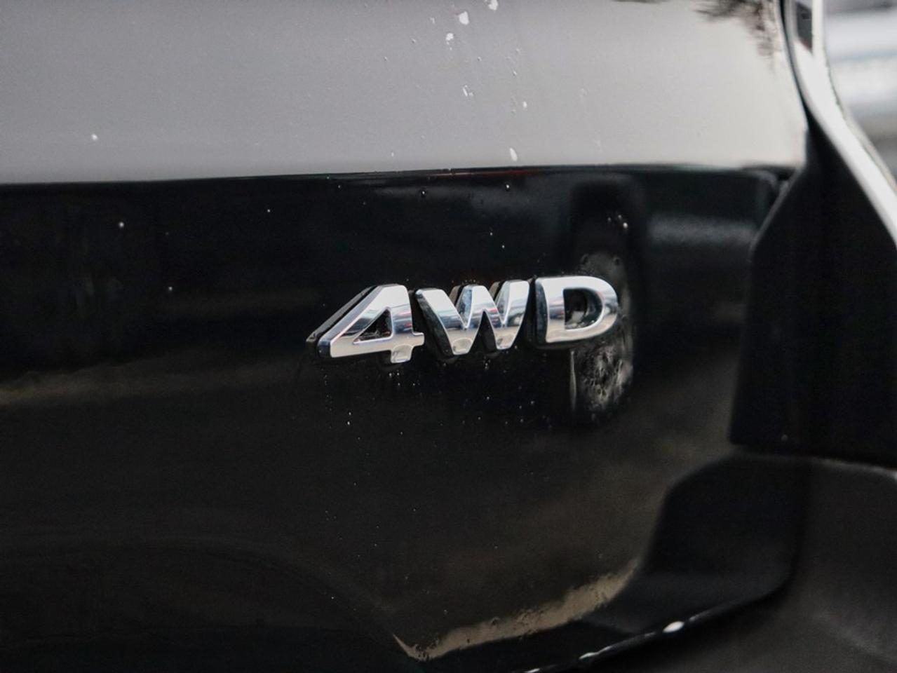 2022 Ford EcoSport SE | 4WD | 2.0L | NAV | REAR CAM | HTD SEATS | 17s Photo