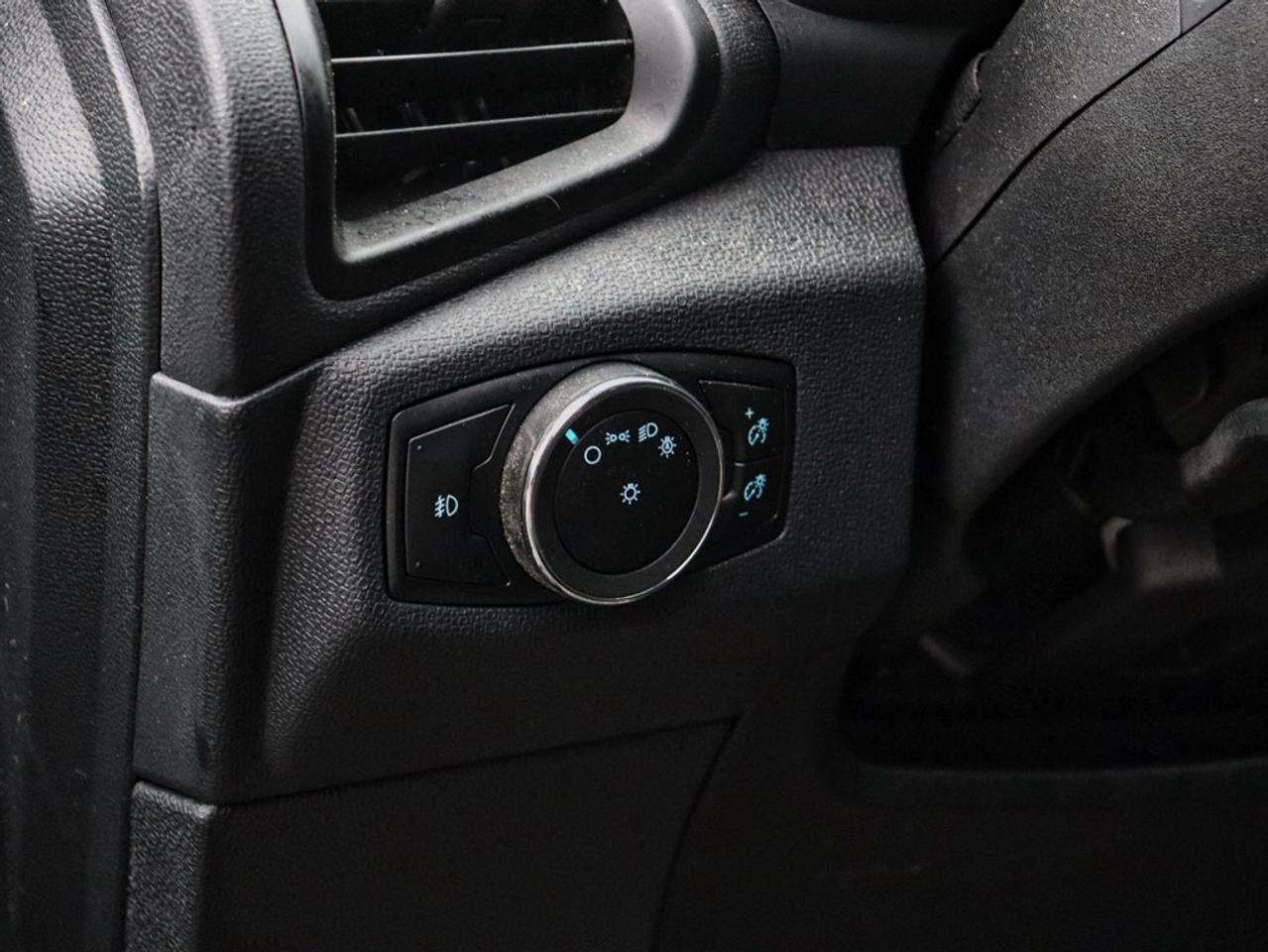 2022 Ford EcoSport SE | 4WD | 2.0L | NAV | REAR CAM | HTD SEATS | 17s Photo