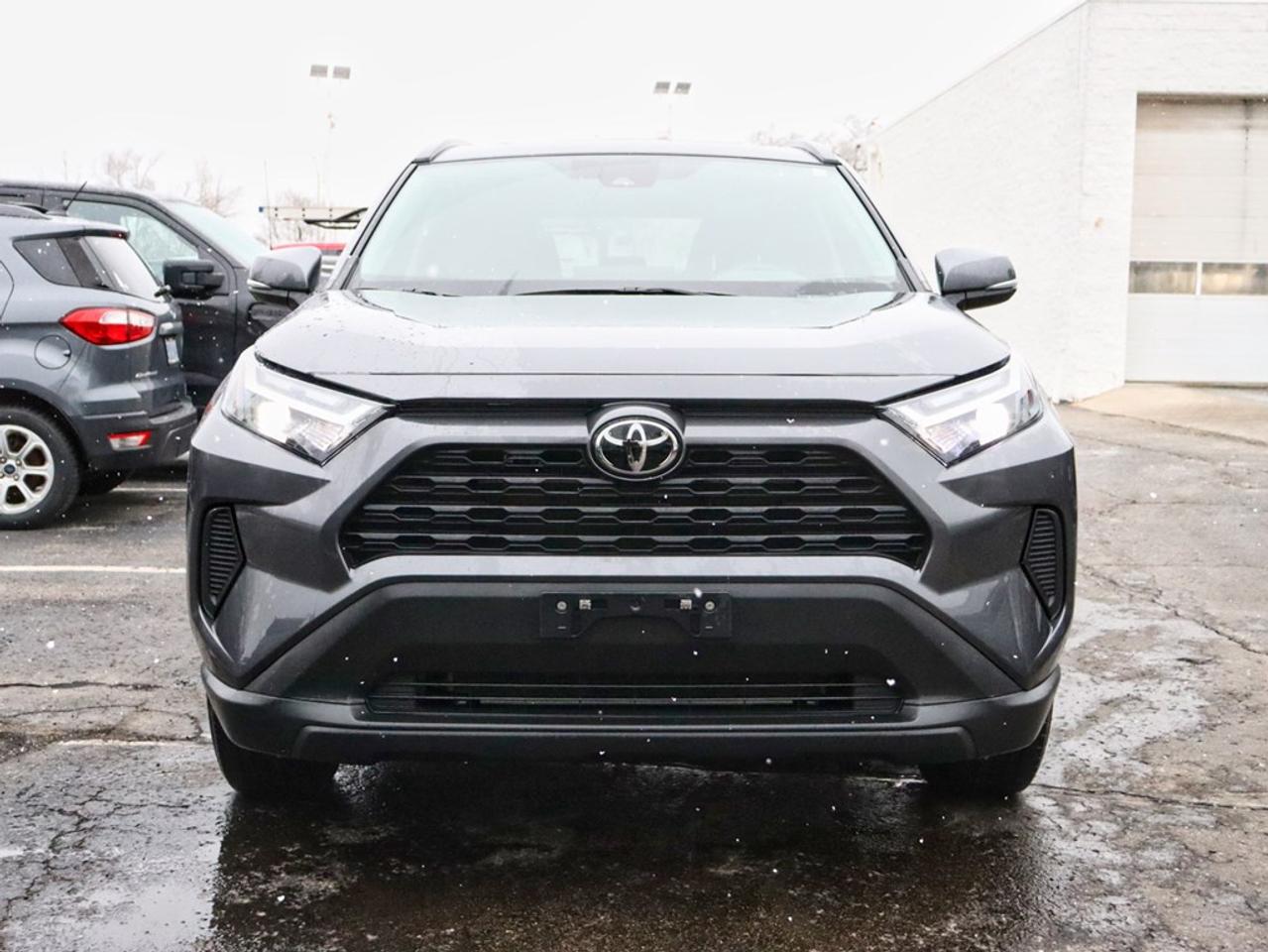 2022 Toyota RAV4 XLE | AWD | 2.5L | ROOF | HTD STR WHL |ADPTV CRUIS Photo