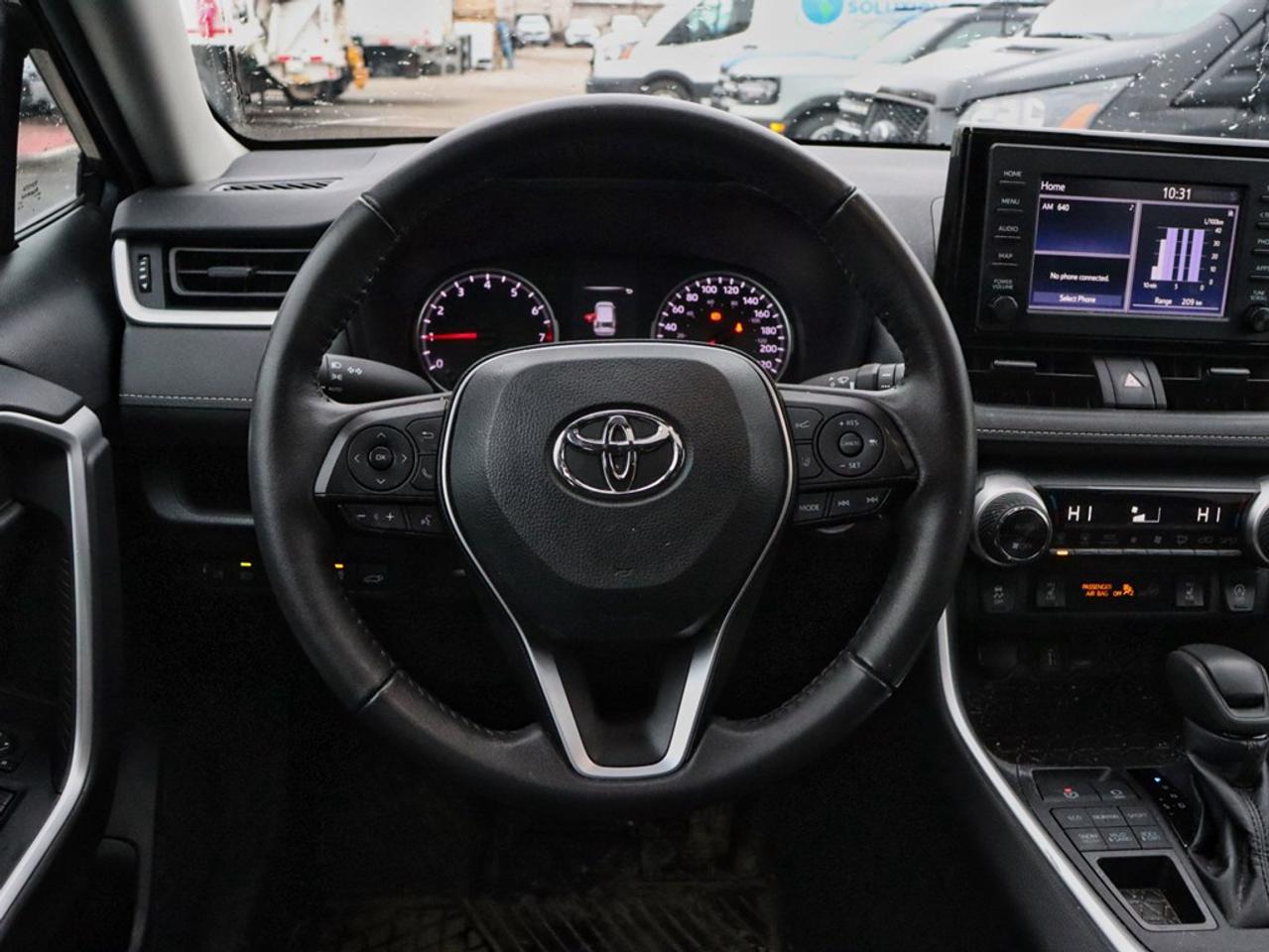 2022 Toyota RAV4 XLE | AWD | 2.5L | ROOF | HTD STR WHL |ADPTV CRUIS Photo