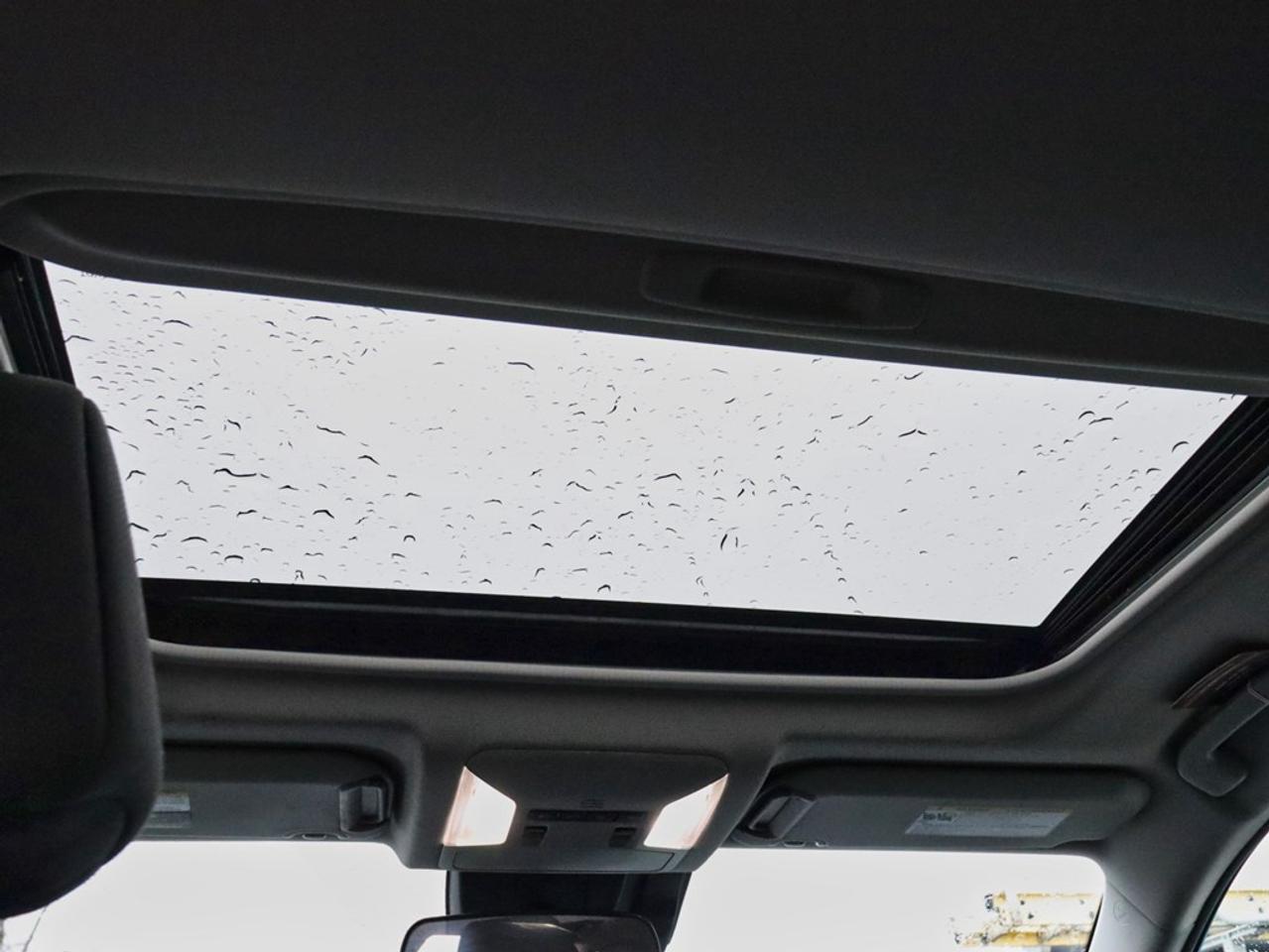 2022 Toyota RAV4 XLE | AWD | 2.5L | ROOF | HTD STR WHL |ADPTV CRUIS Photo