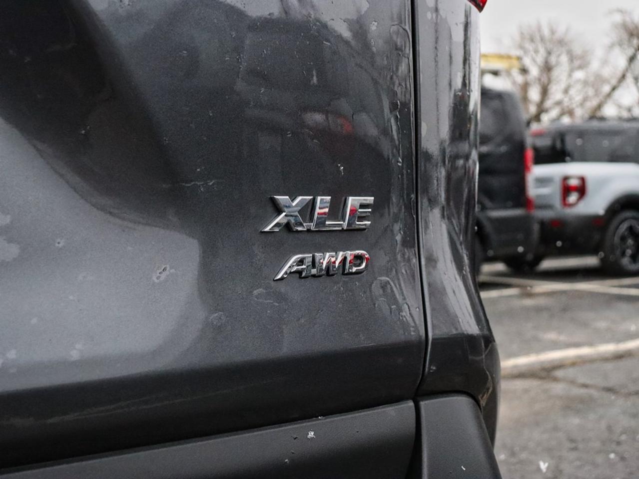 2022 Toyota RAV4 XLE | AWD | 2.5L | ROOF | HTD STR WHL |ADPTV CRUIS Photo