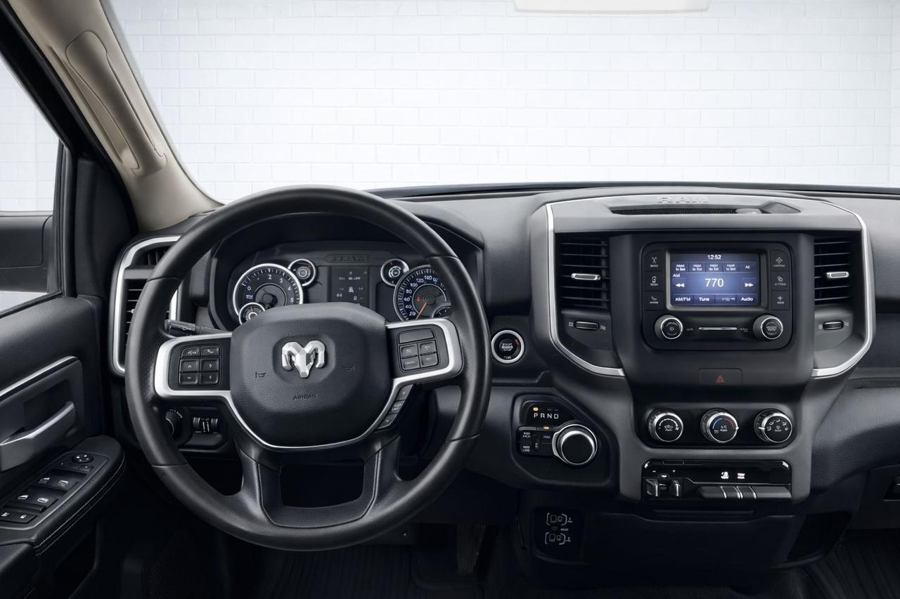 2019 RAM 3500 Big Horn 4x4 Crew Cab 8' Box Photo