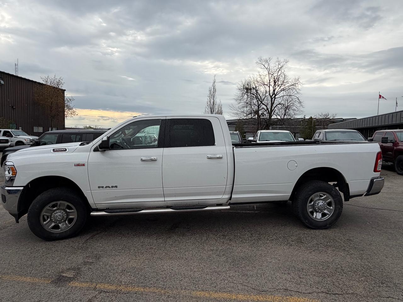 2019 RAM 3500 Big Horn 6.4L V8 Crew Cab 8' Box Photo