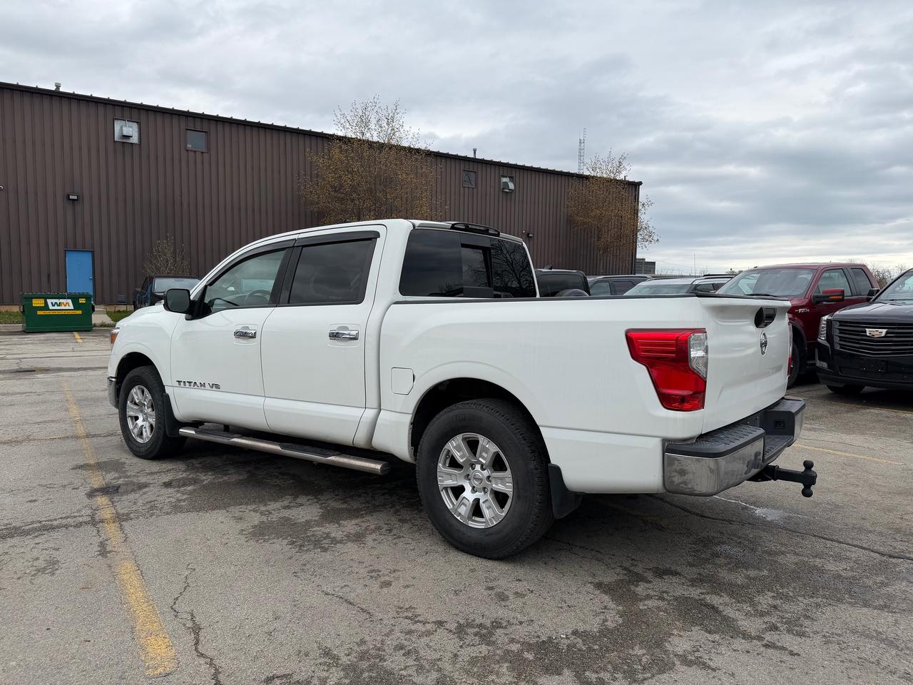 2018 Nissan Titan SV 2 Yr Warranty 5.6L V8 Gas Photo