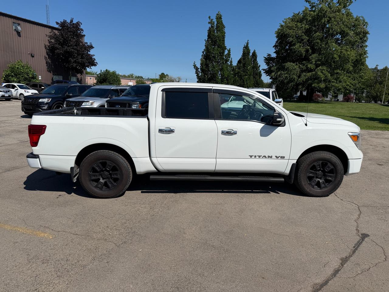 2018 Nissan Titan SV 5.6L V8 Gas Crew 4x4 - Stk#345 Photo3