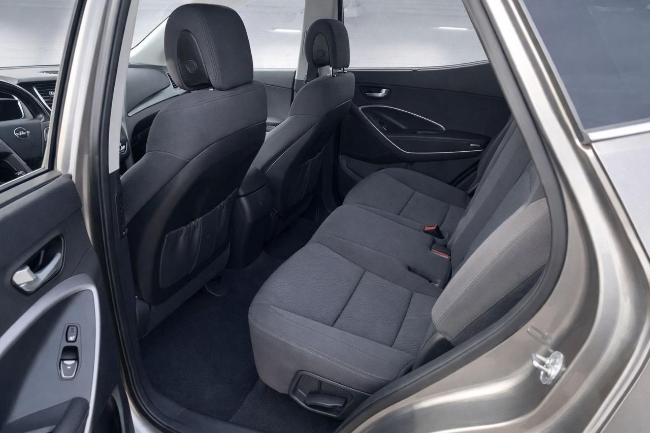 2016 Hyundai Santa Fe Sport Premium 4dr 2.4L 4 cyl Photo