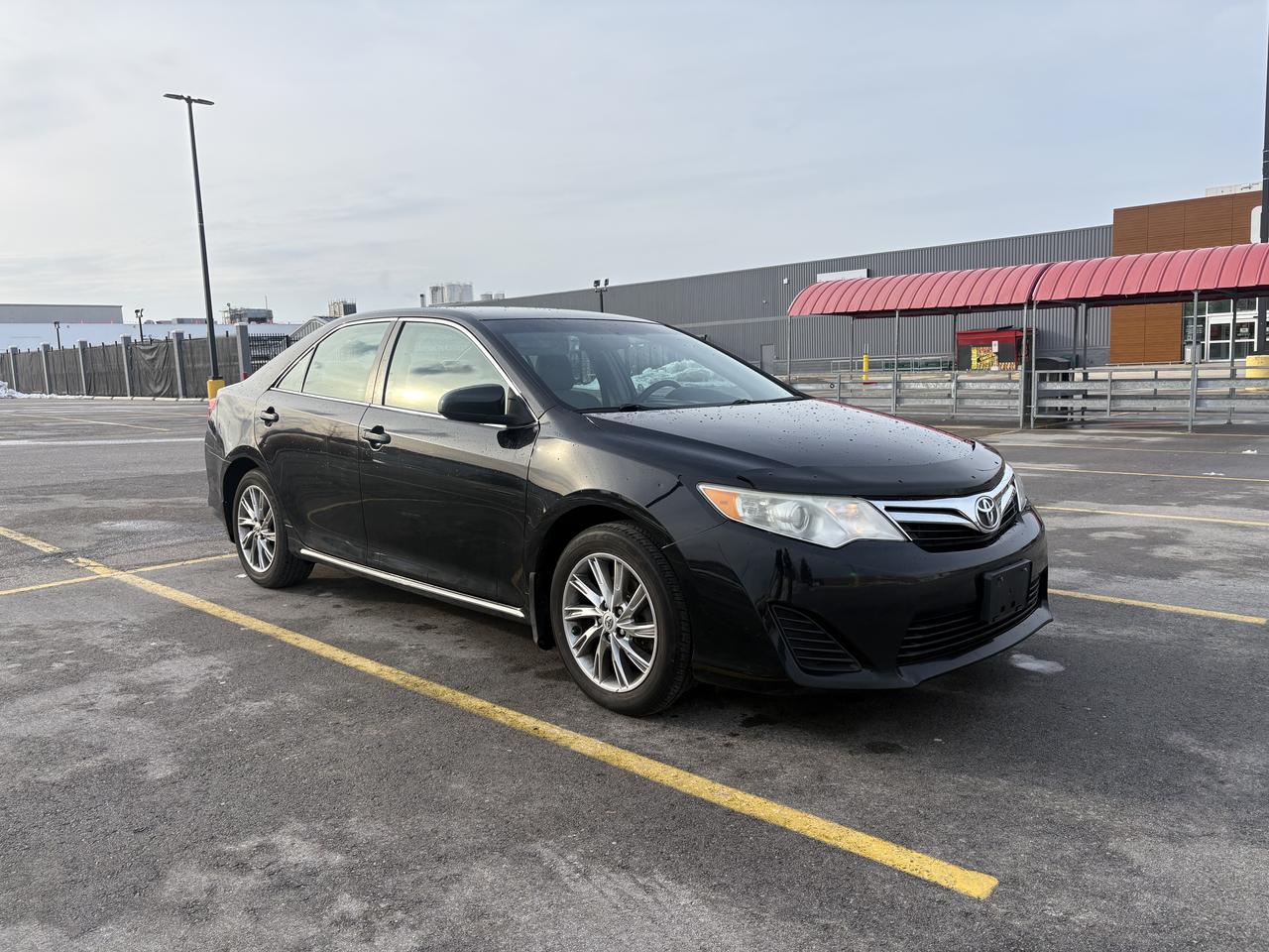 2012 Toyota Camry LE Photo