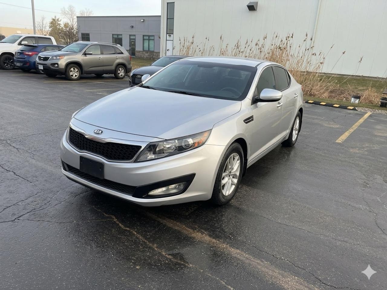 2013 Kia Optima LX Photo0