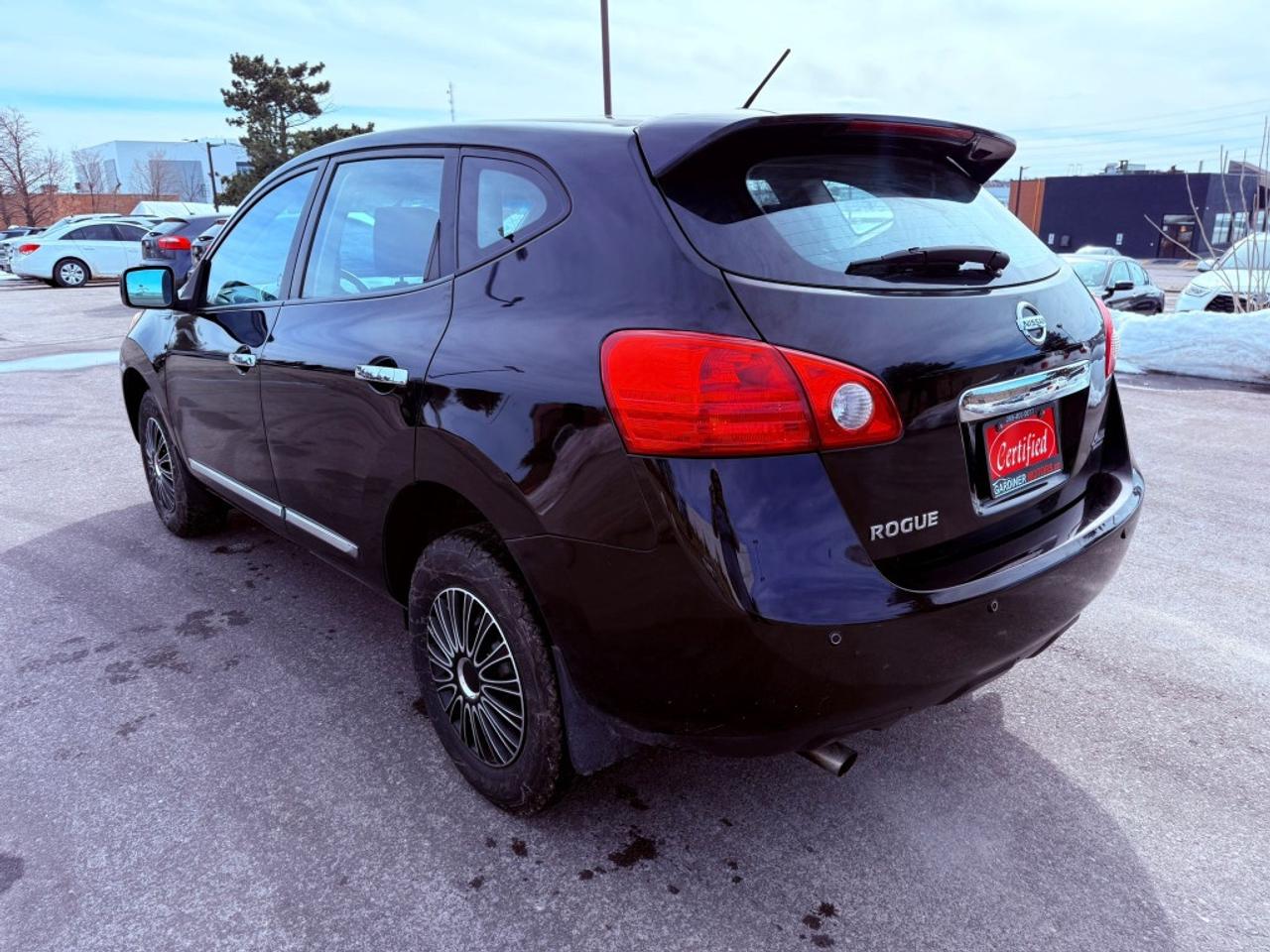 2013 Nissan Rogue S 4dr Front-wheel Drive CVT Photo