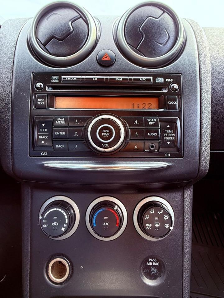 2013 Nissan Rogue S 4dr Front-wheel Drive CVT Photo