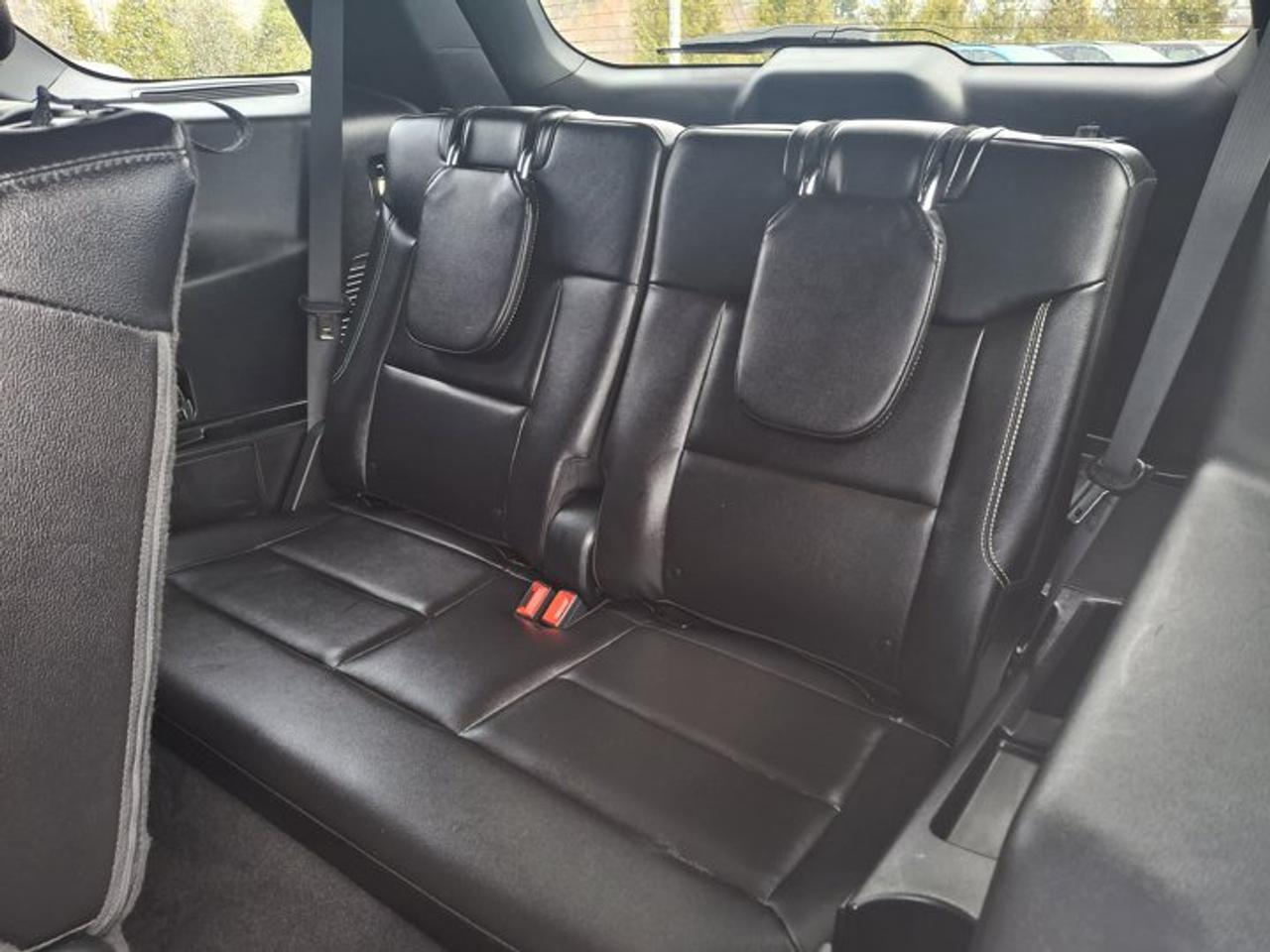 2020 Ford Explorer ST AWD | Premium Tech Pkg | Street Pkg | Nav | Pano Roof | Cooled + Heated Seats | and More ! Photo