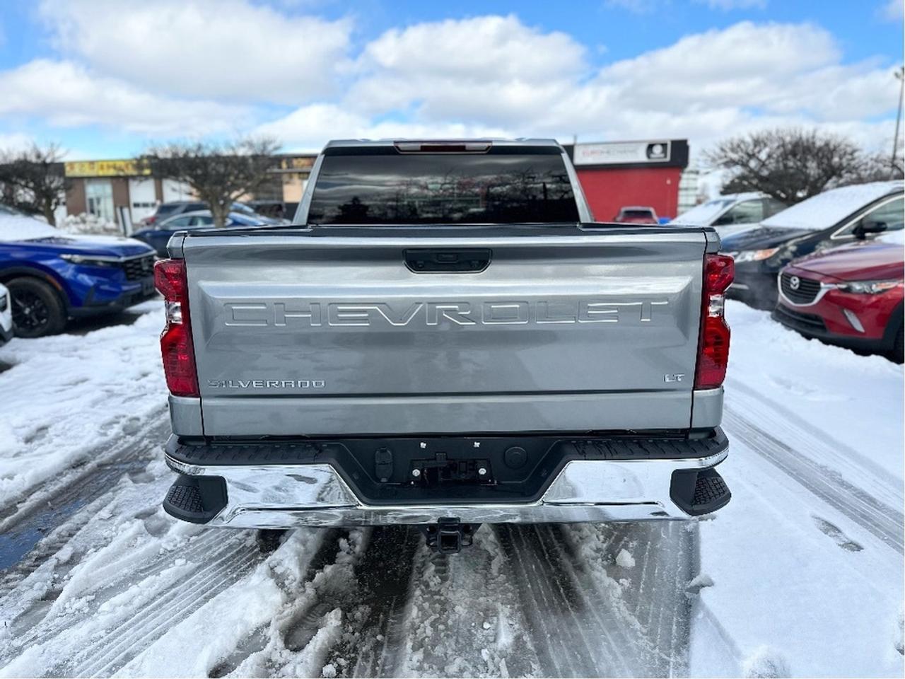 2025 Chevrolet Silverado 1500 LT Crew Cab Photo