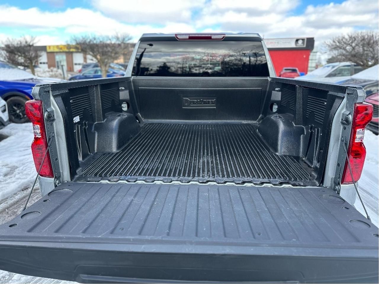 2025 Chevrolet Silverado 1500 LT Crew Cab Photo