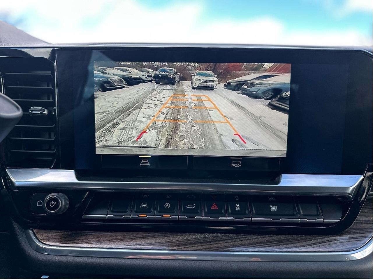 2025 Chevrolet Silverado 1500 LT Crew Cab Photo