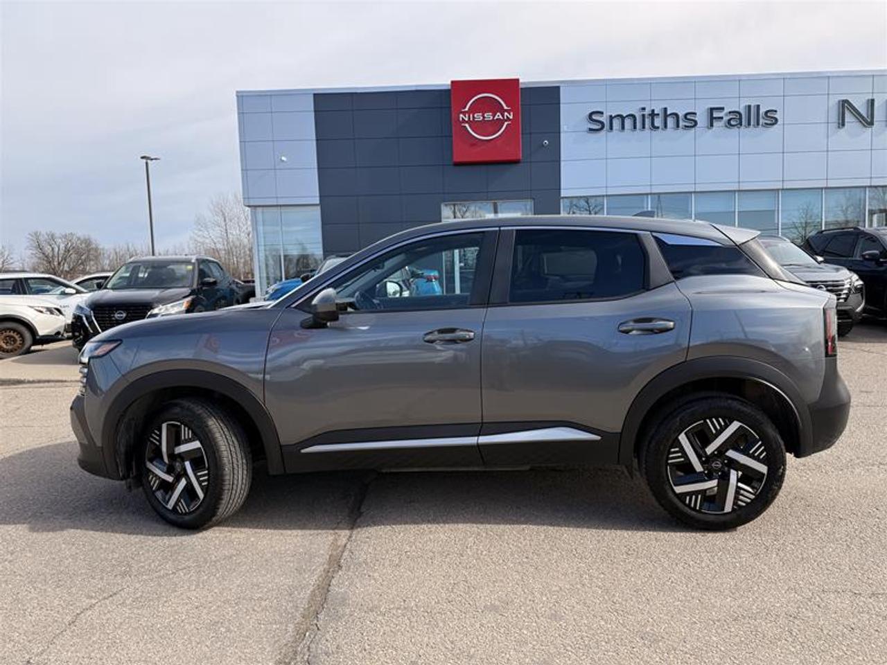 2025 Nissan Kicks SV FWD Photo