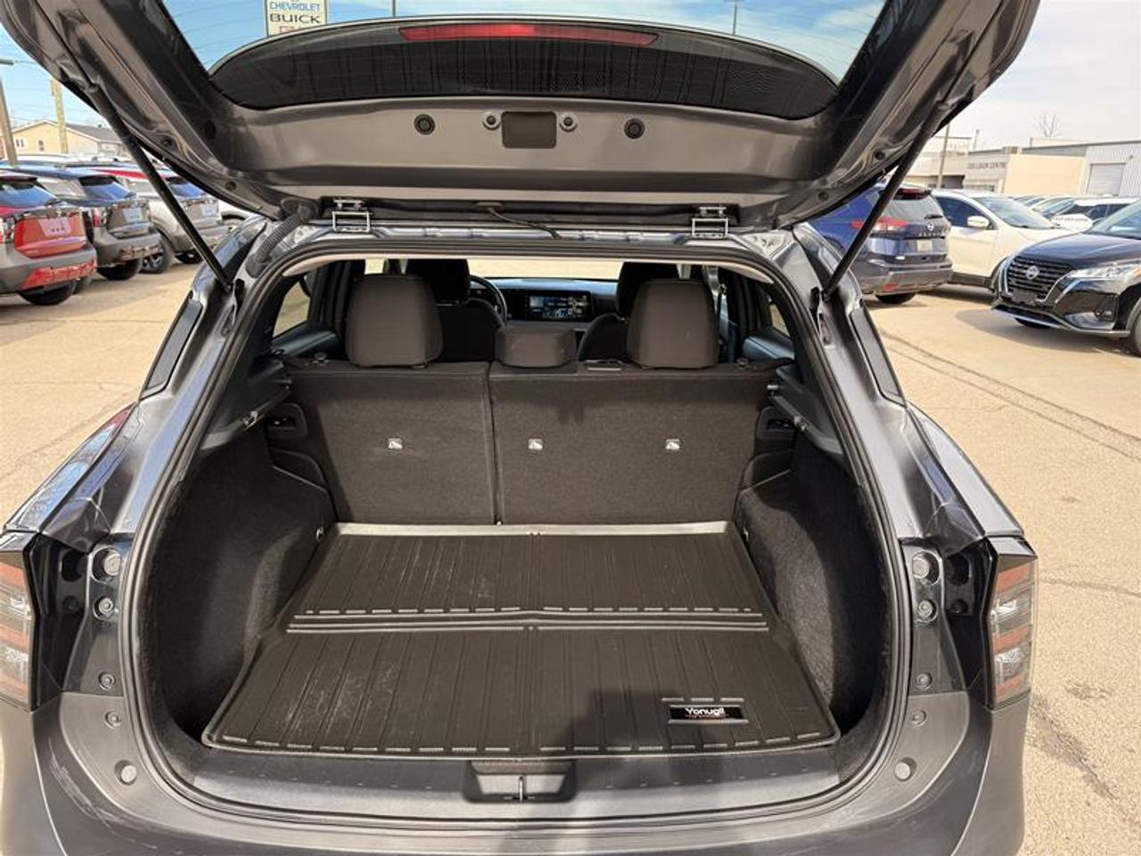 2025 Nissan Kicks SV FWD Photo