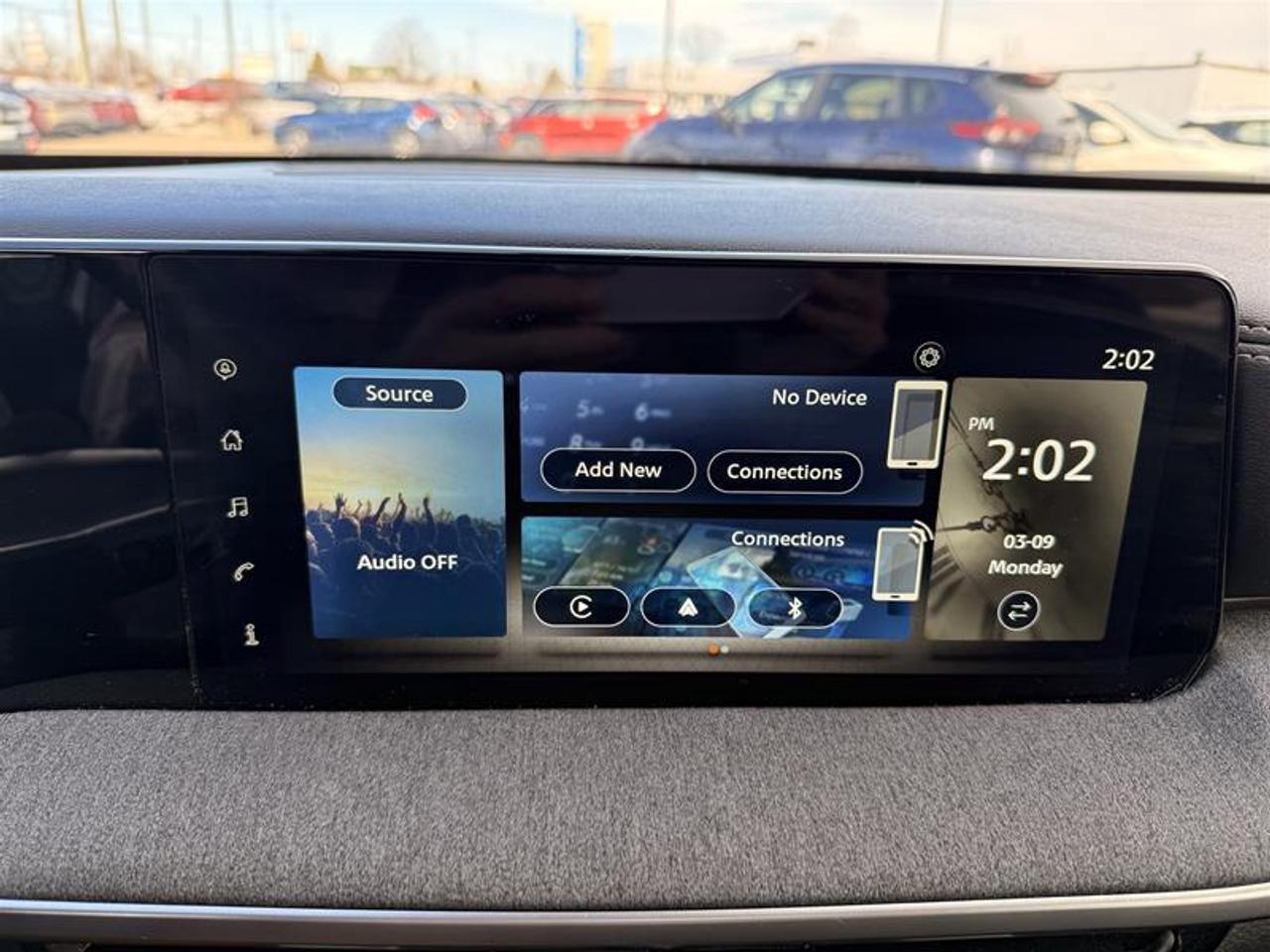 2025 Nissan Kicks SV FWD Photo