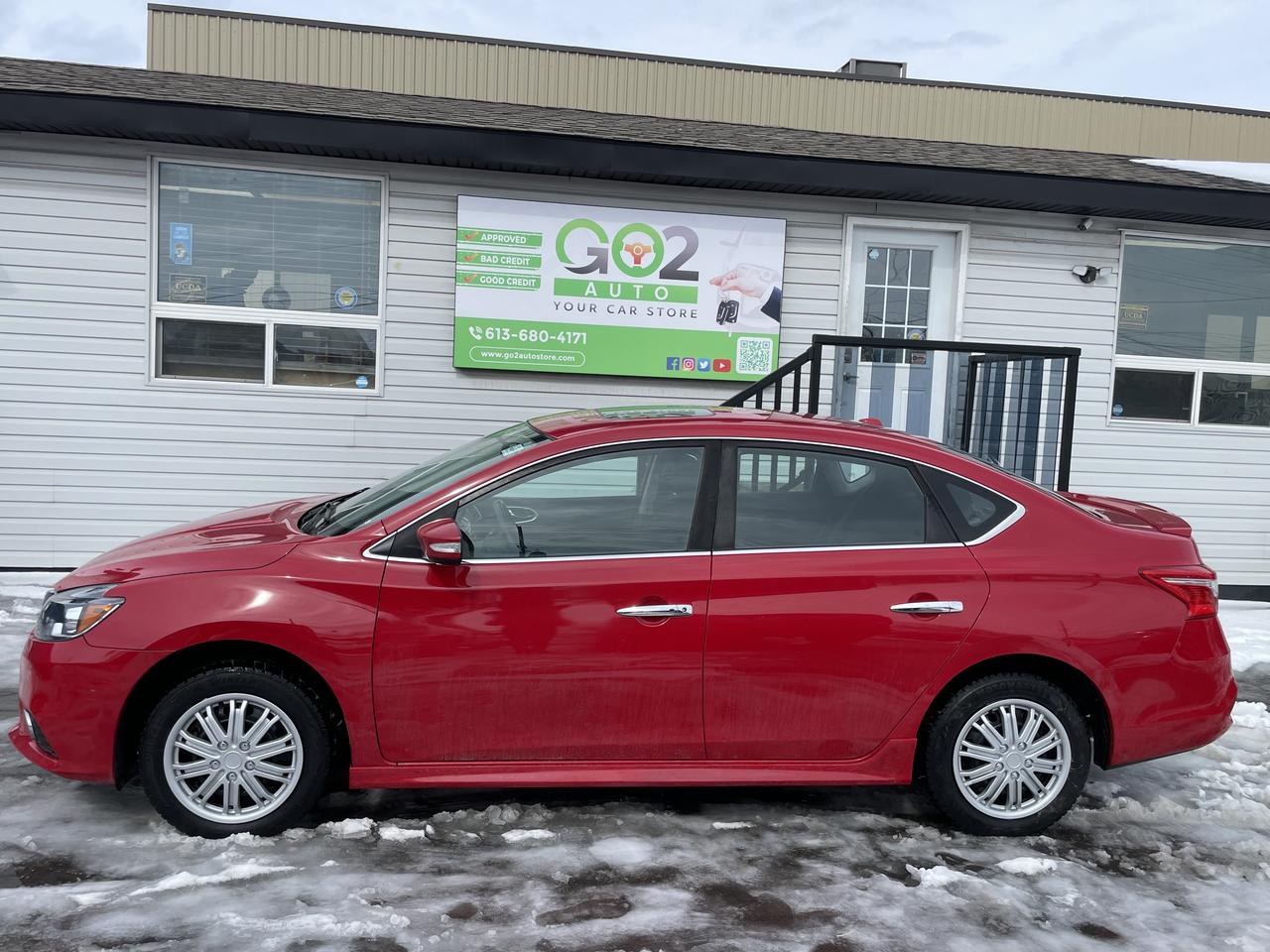 2016 Nissan Sentra SR Photo3