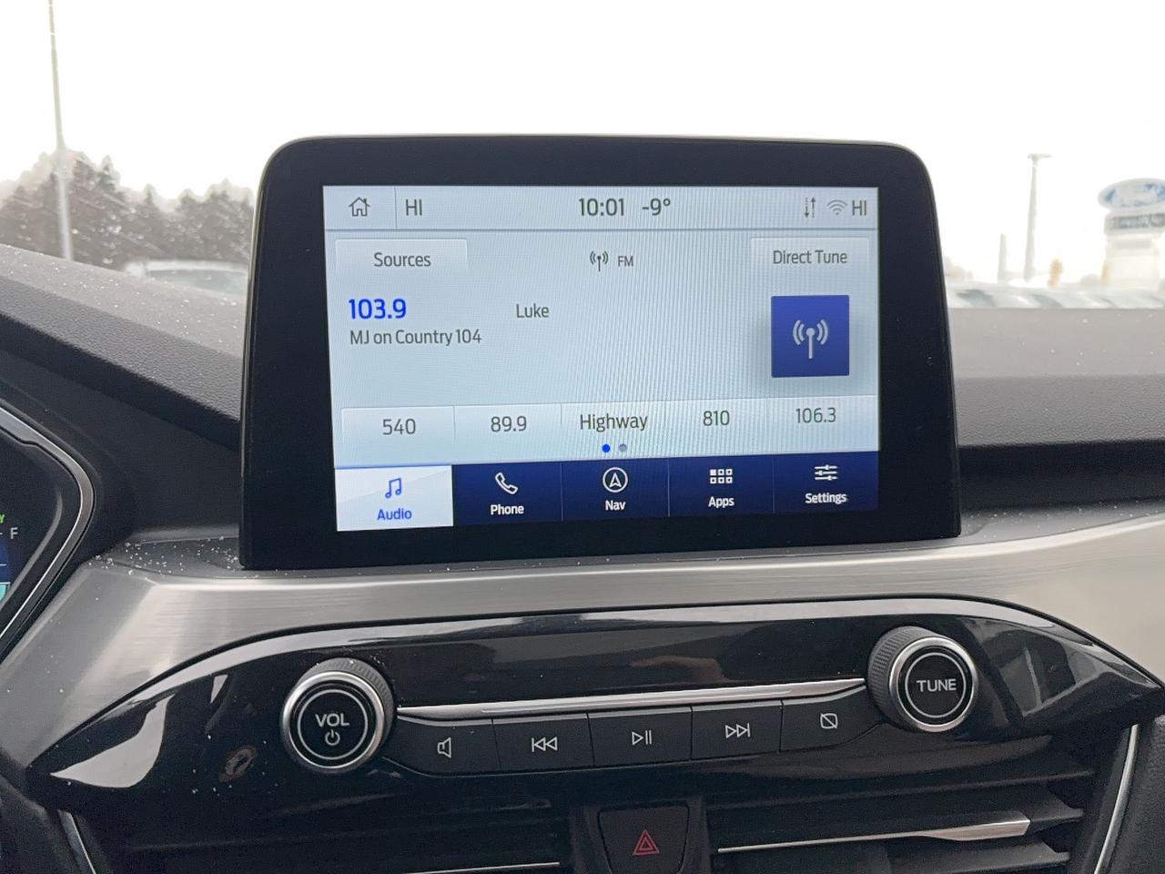 2022 Ford Escape LOCAL TRADE! LOADED TITANIUM HYBRID! LOW KM'S! Photo