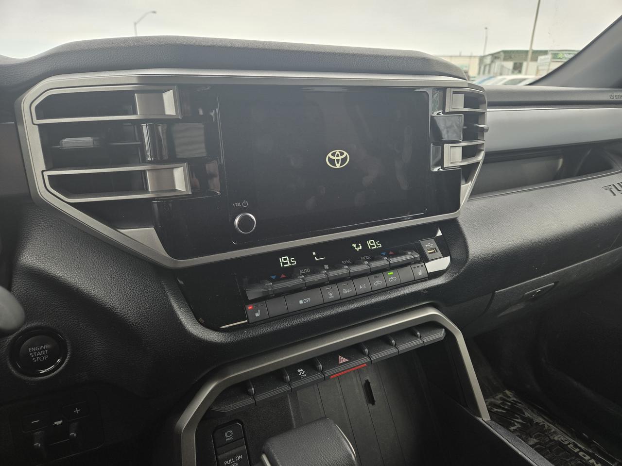 2025 Toyota Tundra SR Photo