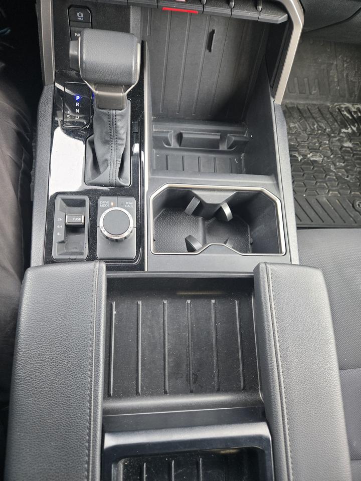 2025 Toyota Tundra SR Photo