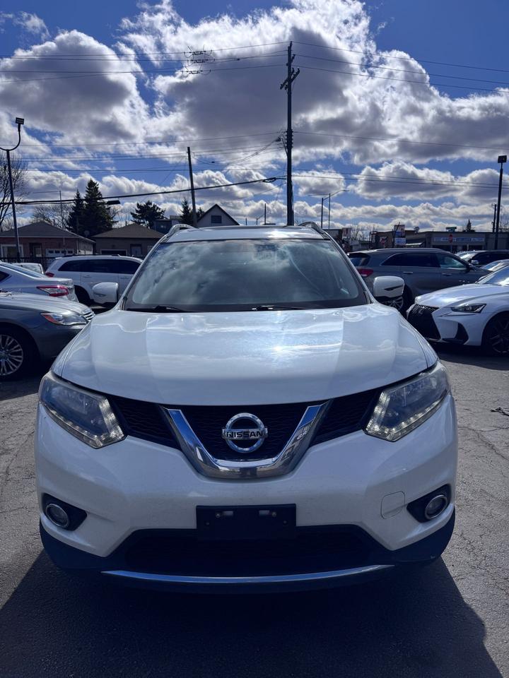 2016 Nissan Rogue SV Photo
