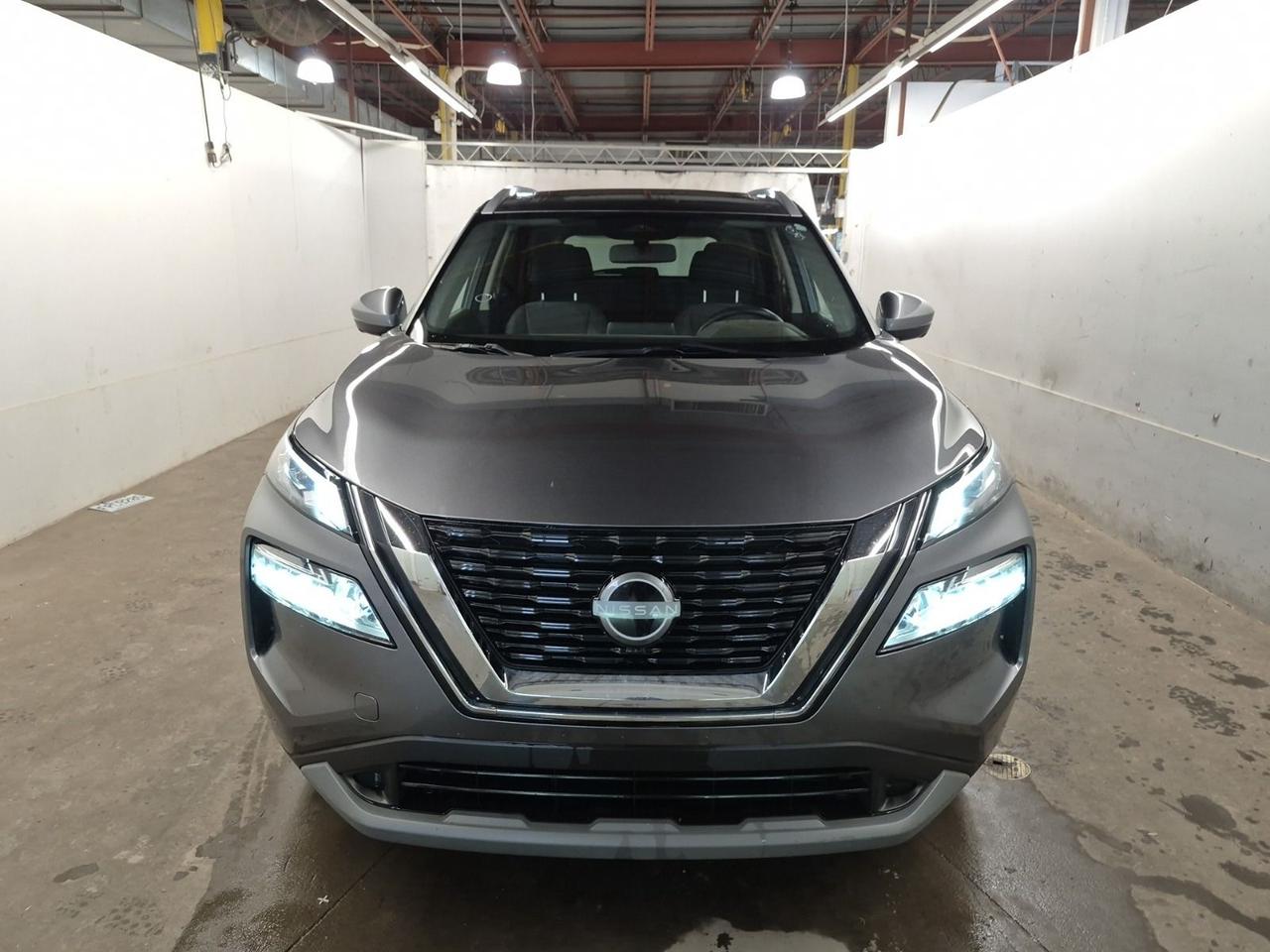 2023 Nissan Rogue SV Photo3