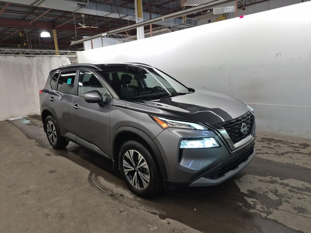 2023 Nissan Rogue SV MOONROOF Photo4