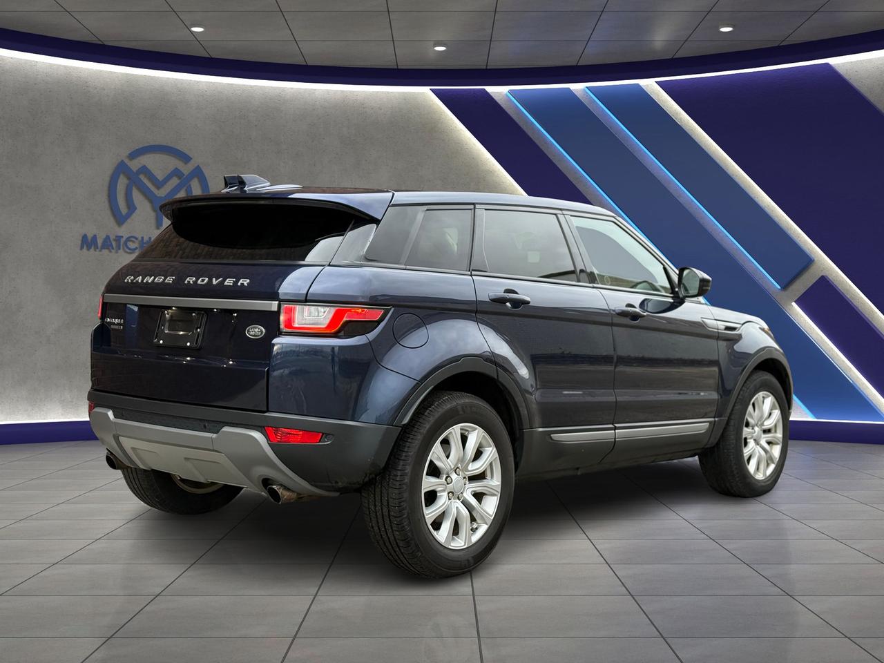 2017 Land Rover Range Rover Evoque SE 4WD Photo