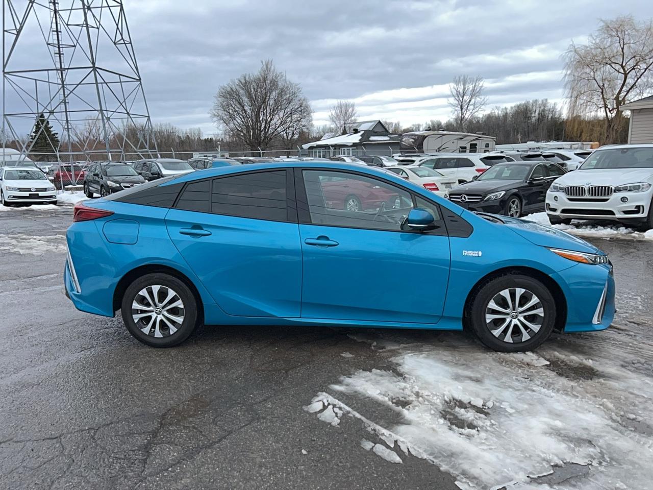 2020 Toyota Prius Prime Le Photo